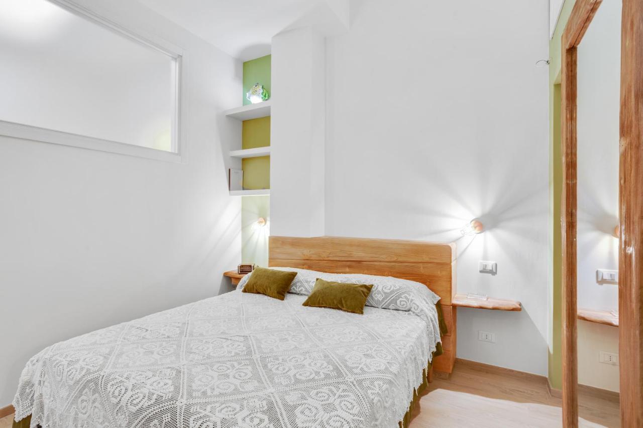 Madame Bari' Suite Apt In The Heart Of Bari Exterior foto